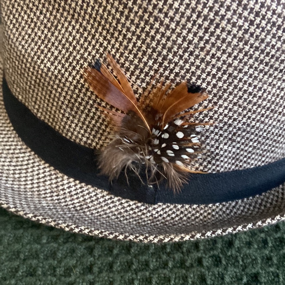 Wool blend hat - Picture 2 of 3